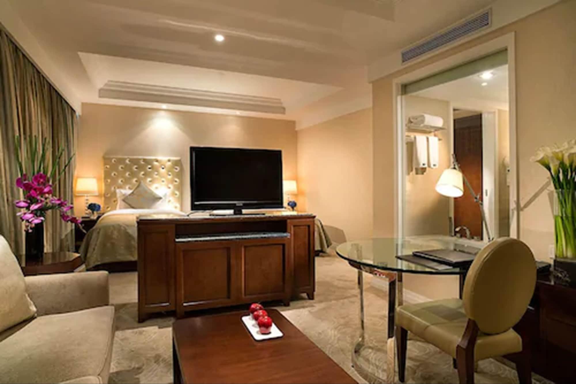 Wuhan Oriental Jianguo Hotel エクステリア 写真